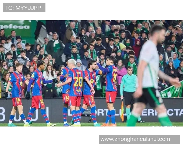 国王杯激战:多特蒙德与巴萨平局后点球决胜引发全场狂欢解析 国王杯激战:多特蒙德与巴萨平局后点球决胜引发全场狂欢解析