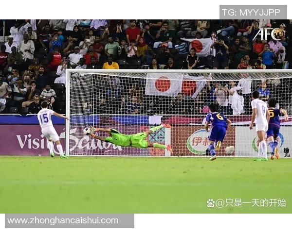 国王杯激战那不勒斯以一球小胜利物浦全场沸腾