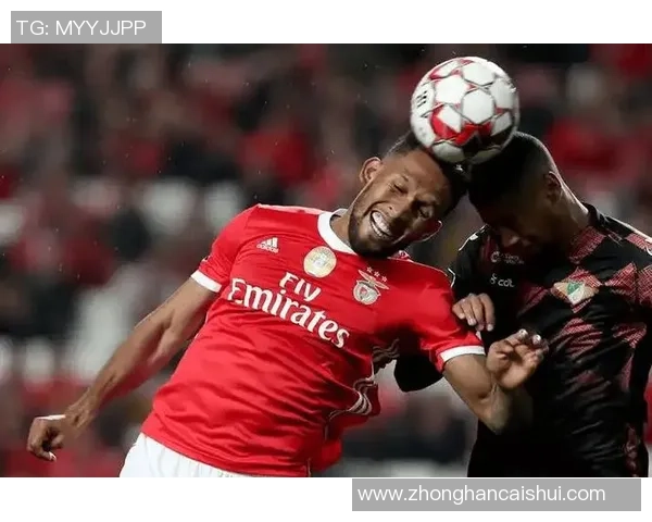 足总杯激战本菲卡3-0尤文图斯红牌争议引发全场热议与讨论 足总杯激战本菲卡3-0尤文图斯红牌争议引发全场热议与讨论