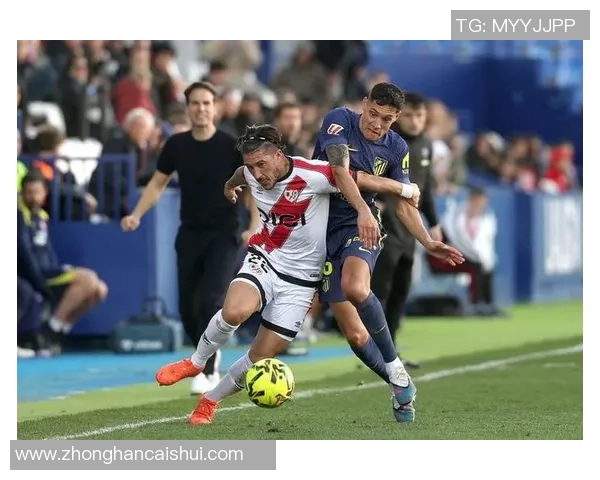 足总杯阿森纳与那不勒斯战平乌龙球引发全场争议与热议 足总杯阿森纳与那不勒斯战平乌龙球引发全场争议与热议